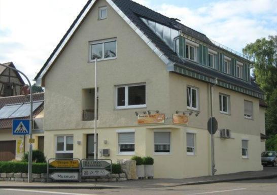 Pension Wauri , Ferienwohnung ' Schwarzwald ' , Erdgeschoss Waldenbuch Екстериор снимка